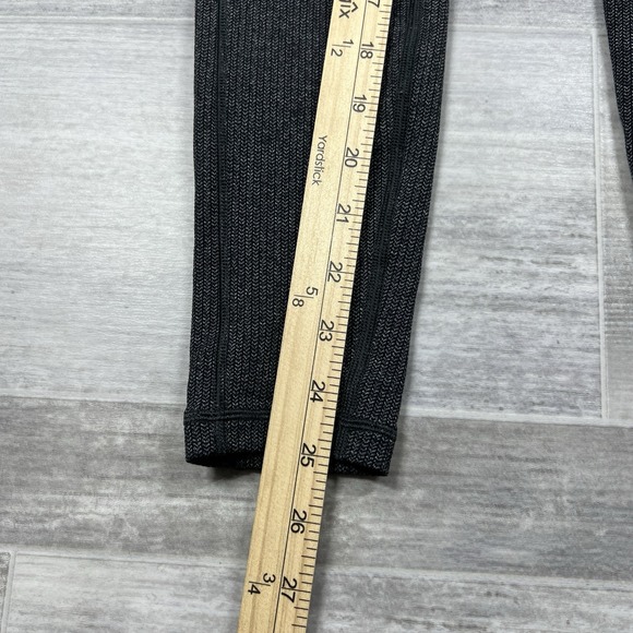 LULULEMON Speed Up Tight Variegated‎ Knit Heathered Black Women's 4 Leggings - Picture 5 of 9